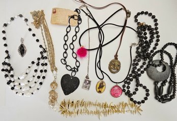 Vintage And Retro Necklaces And Pendants