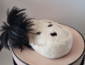 LOOK AT THIS GORGEOUS VINTAGE MC FEATHERED PILLBOX HAT! In Amazing Condition With Original Hahne & Co Box