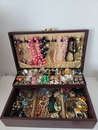 You Know I Love Putting These Together! Vintage Jewelry Box Loaded Up With Treasures See Description