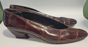 Vintage Stuart Weitzman Leather Pumps Size 6.5