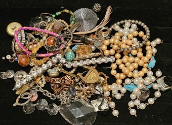 Crafter's Lot Of Jewelry And Findings
