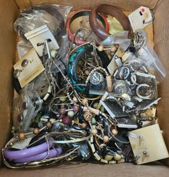 Unsorted Vintage Jewelry A Lot Of New Old Stock
