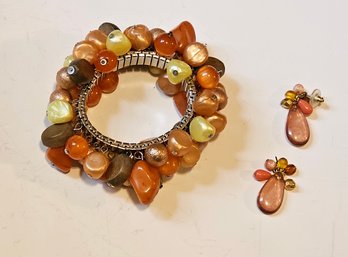 Vintage Cha-cha Beaded Stretch Bracelet And Matching Pierced Earrings
