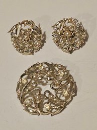 Vintage Sarah Coventry Signed Clip Earrings And Brooch
