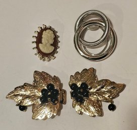 Vintage Scarf Clips Including 2 Piece Leaves And Cameo