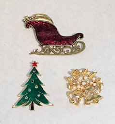 Vintage Christmas Brooches Including Signed Lia Enamel Sleigh