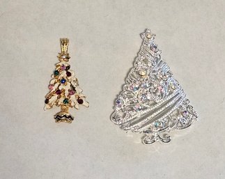 The Prettiest Vintage Christmas Tree Brooch And Pendant You'll Ever See