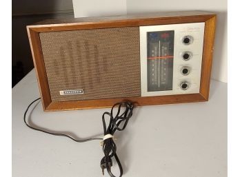 Vintage Panasonic Tabletop Radio