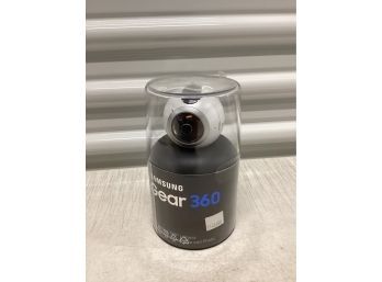 Samsung Gear 360 Camera NIP