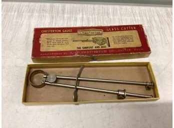 Vintage Chesterton Gauge Glass Cutter In Original Box