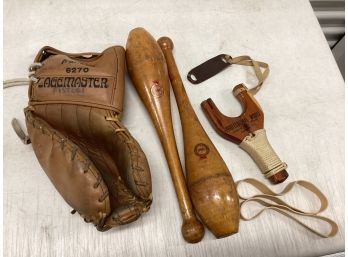 Vintage Standard Narragansett Machine Co Juggle Pins, Cagemaster Glove & More