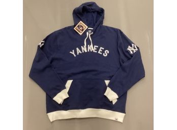 NWT New York Yankees Cooperstown Collection Sweatshirt