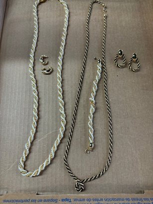Set- Costume Jewlery Rope Necklace And Matching Earrings 2 Sets