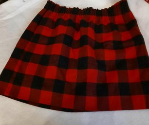 Lined Plaid Red And Black Skirt Size10