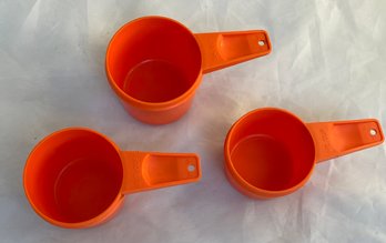 3 Vintage Tupperware Measuring Cups