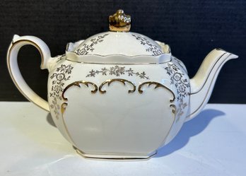 Sadler Teapot With Silver Trim