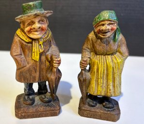 2 Syroco Vintage Wood Figurines
