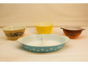 Mixed Pyrex Mixing Bowls And Divided Dish