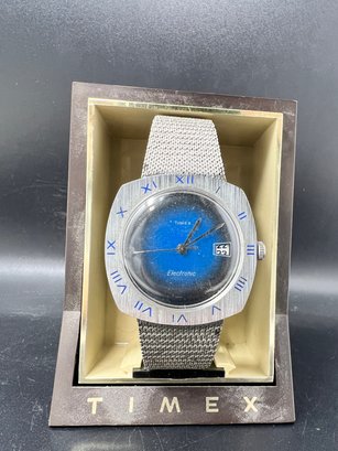 Vintage Timex Watch In Original Box - Untested