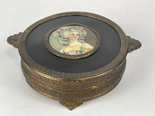 Vintage Brass Round Dresser Jar With Figural Motif Atop - Black