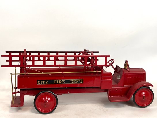 Steelcraft/Murray Ca.1928-1929 Pressed Steel Mack Jr. City Fire Department Hook & Ladder Truck
