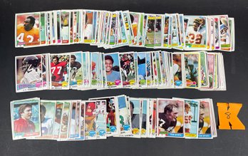 Estate Fresh Vintage Football Cards Lot (8)
