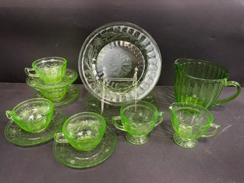 Large Lot Of Uranium Glass All In Matching Daisy Design