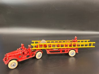 Arcade Cast Iron Tandem Fire Engine Ladder Truck