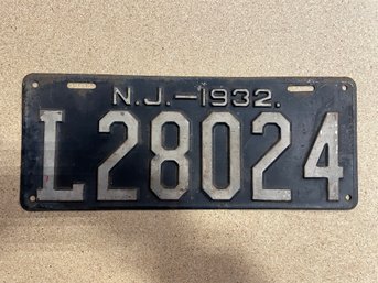 1932 NJ License Plate - L28024