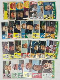 Lot Of (29) 1960 Topps Baseball Cards