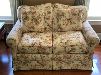 Very Clean Floral Upholstered Loveseat
