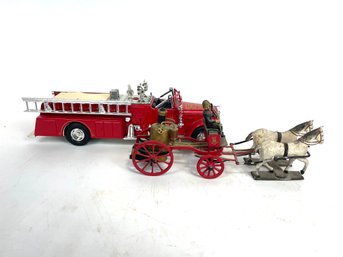 ERTL Replica 1955 Ward Lafrance Pumper Truck And Cast Iron Horse Drawn Pumper Cart