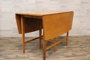 Paul McCobb For Planner Group Drop Leaf Dining Table