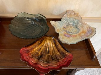 Lot Of Decorative Shell Shaped  Bowls