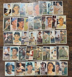 Huge Lot Of 1957 Topps Baseball (18)