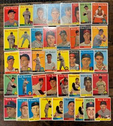 1958 Topps Baseball Card Lot (19)