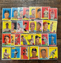 1958 Topps Baseball Card Lot (22)