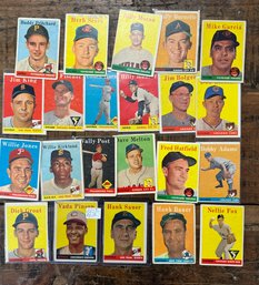 1958 Topps Baseball Card Lot (24)
