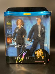 Barbie & Ken The X-Files Giftset Collector Edition Dolls 1998 Mattel
