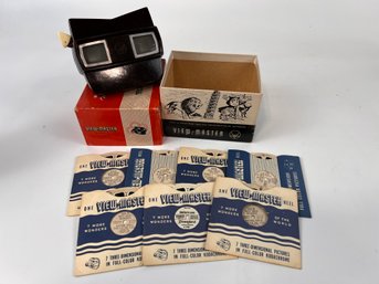 Vintage View Master With Contents