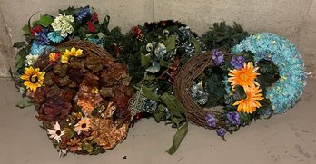 Large Decorative Wreath Lot
