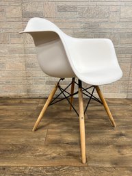 Reproduction Eames Style Shell Chair