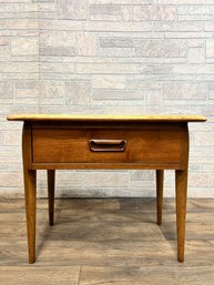 1960s Walnut & Ash Dovetail Top Side/end Table 'acclaim' By Lane With Tapered Legs 24'w 17'd 20'h