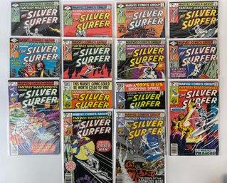 The Silver Surfer Lot Of Comics  (SK-7)