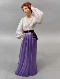 Goebel GFWC Unity In Diversity 1988 Limited Edition - Series 4 Of 4 Figurine