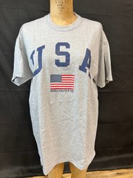 Vtg Russell Athletic USA T-shirt Size Large