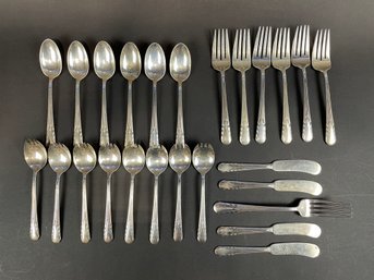 International Orchid Sterling Silver Flatware Group 724 Grams 24 Pieces