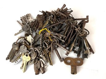 Large Assortment Of Vintage And Antique Keys Including Skeleton