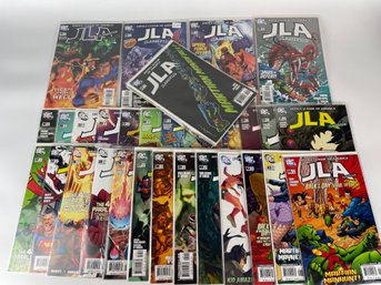 Lot Of JLA Classified Comics (SK-49)