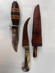 Pair Of Vintage Fixed Blade Knives